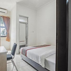 Kamar double standard